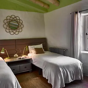  Villa Sitges Hill Retreats-masia Nur 22 Bedrooms Divided Over 9 For Max 44 Guests İspanya